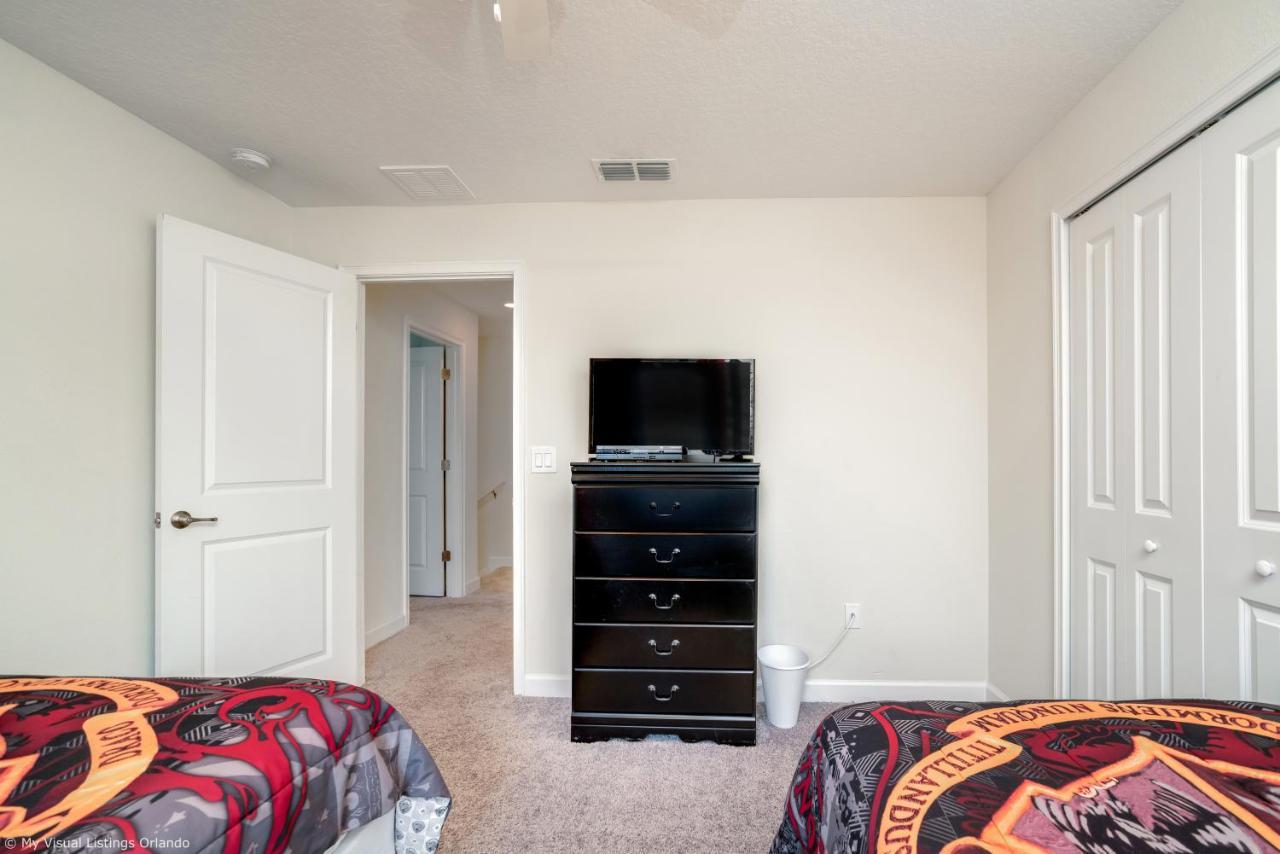 Stunning Lakeview Townhome W Private Pool キシミー エクステリア 写真