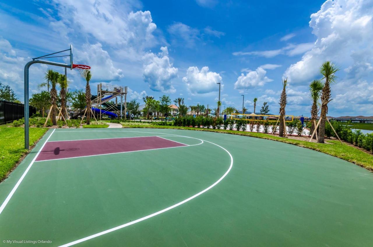 Stunning Lakeview Townhome W Private Pool キシミー エクステリア 写真